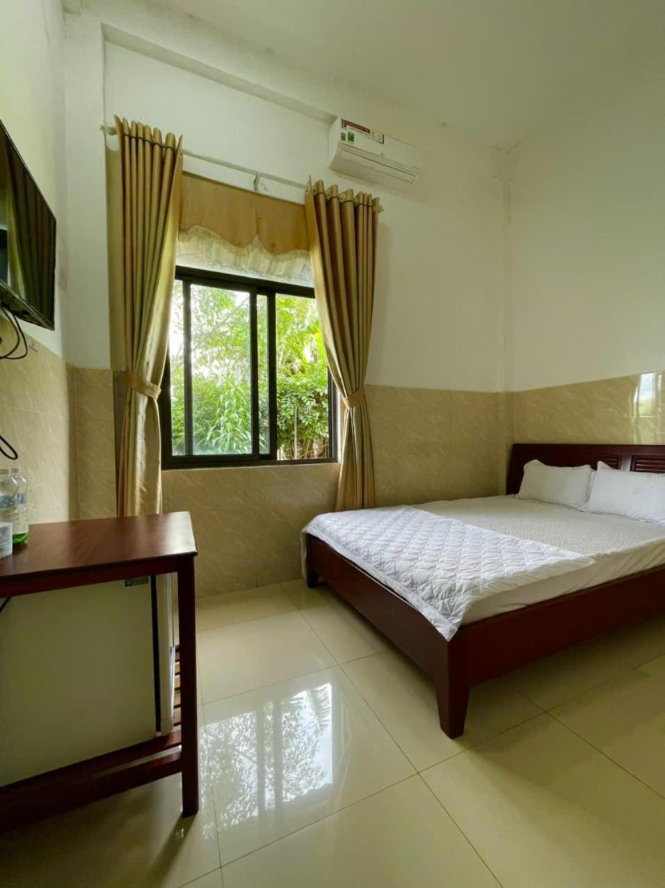 Thu Hiền Hotel Plei Holang Ngoại thất bức ảnh